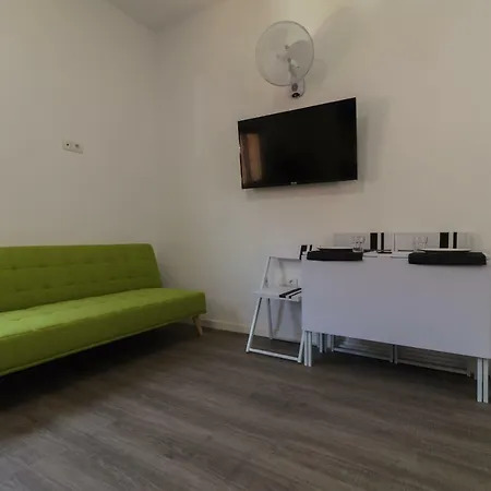 Апартаменты Zona Hospital *