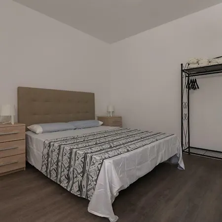 Апартаменты Zona Hospital